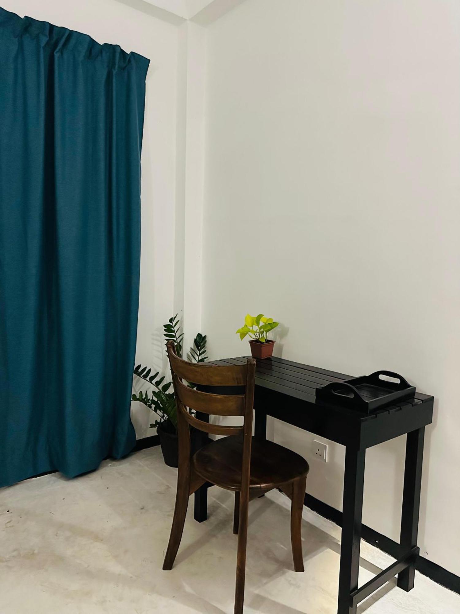 La Fiesta Bed and Breakfast Weligama Buitenkant foto