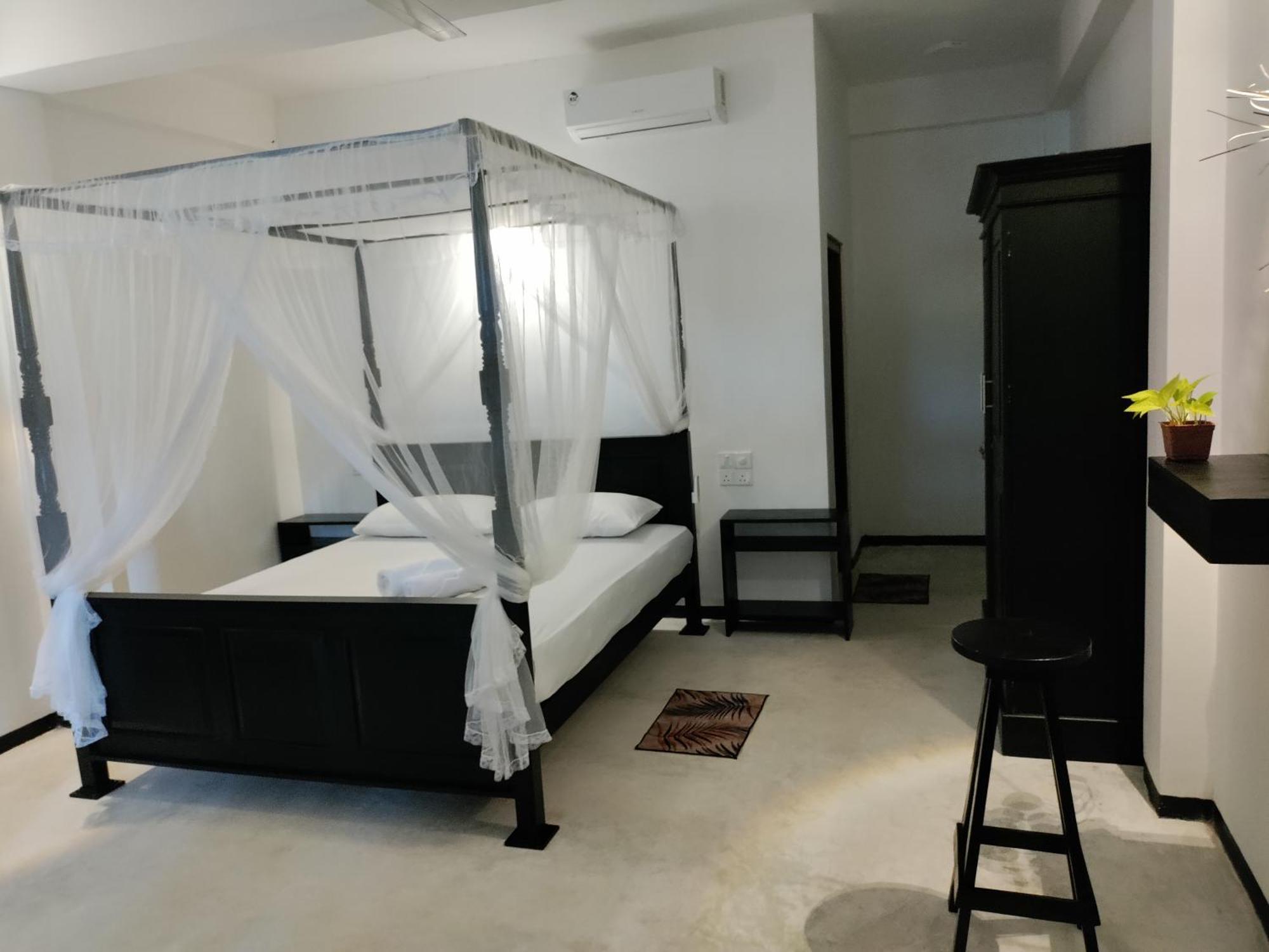 La Fiesta Bed and Breakfast Weligama Kamer foto